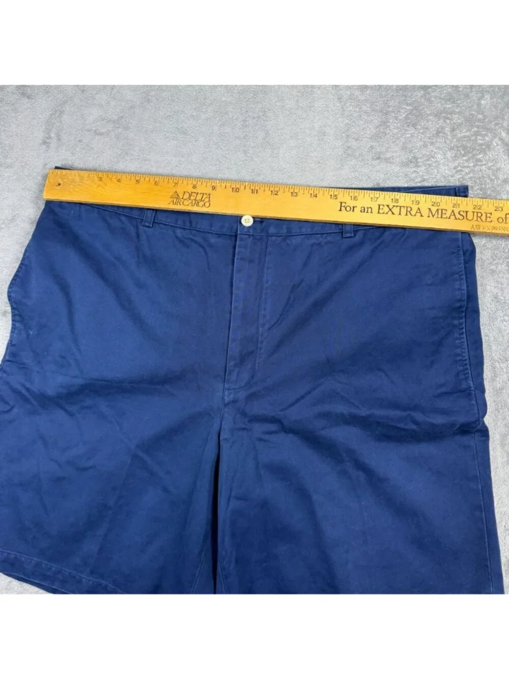 Vineyard Vines Mens 44B Navy Blue Khaki Shorts Golf Casual Preppy Minimalist
